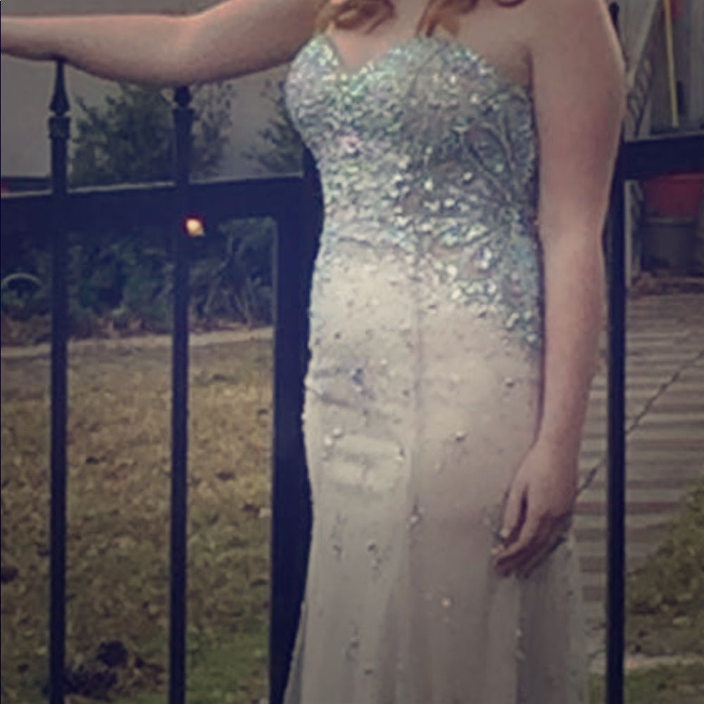 Prom dress